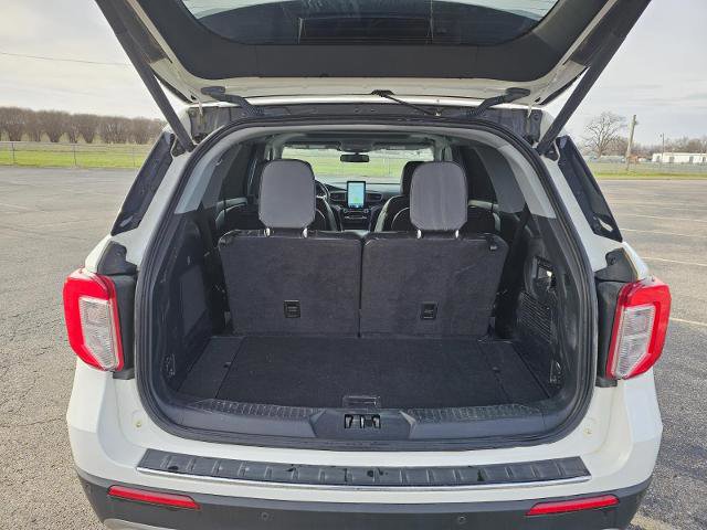 Certified 2022 Ford Explorer Limited w/ Limited Technology Package image 15