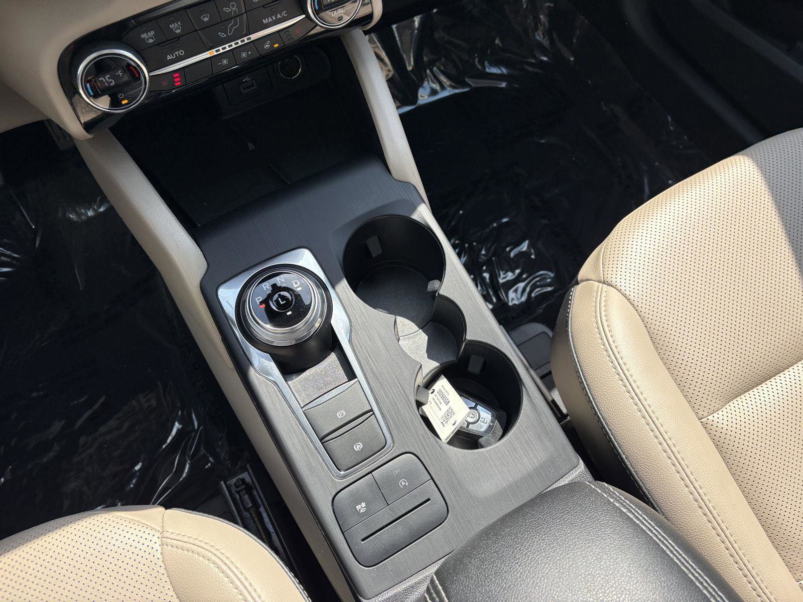 Certified 2021 Ford Escape SEL w/ Technology Package image 14