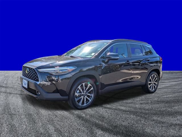 Used 2022 Toyota Corolla Cross XLE w/ Convenience Package FWD image 8