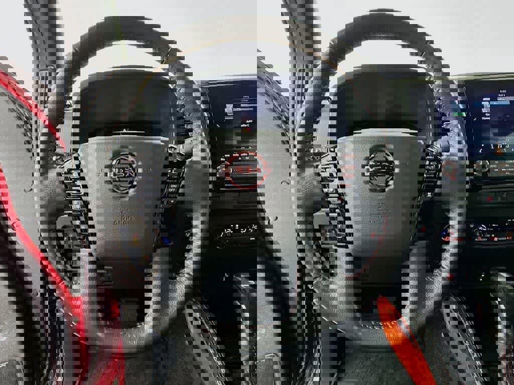 Used 2023 Nissan Frontier PRO-4X w/ Technology Package image 17