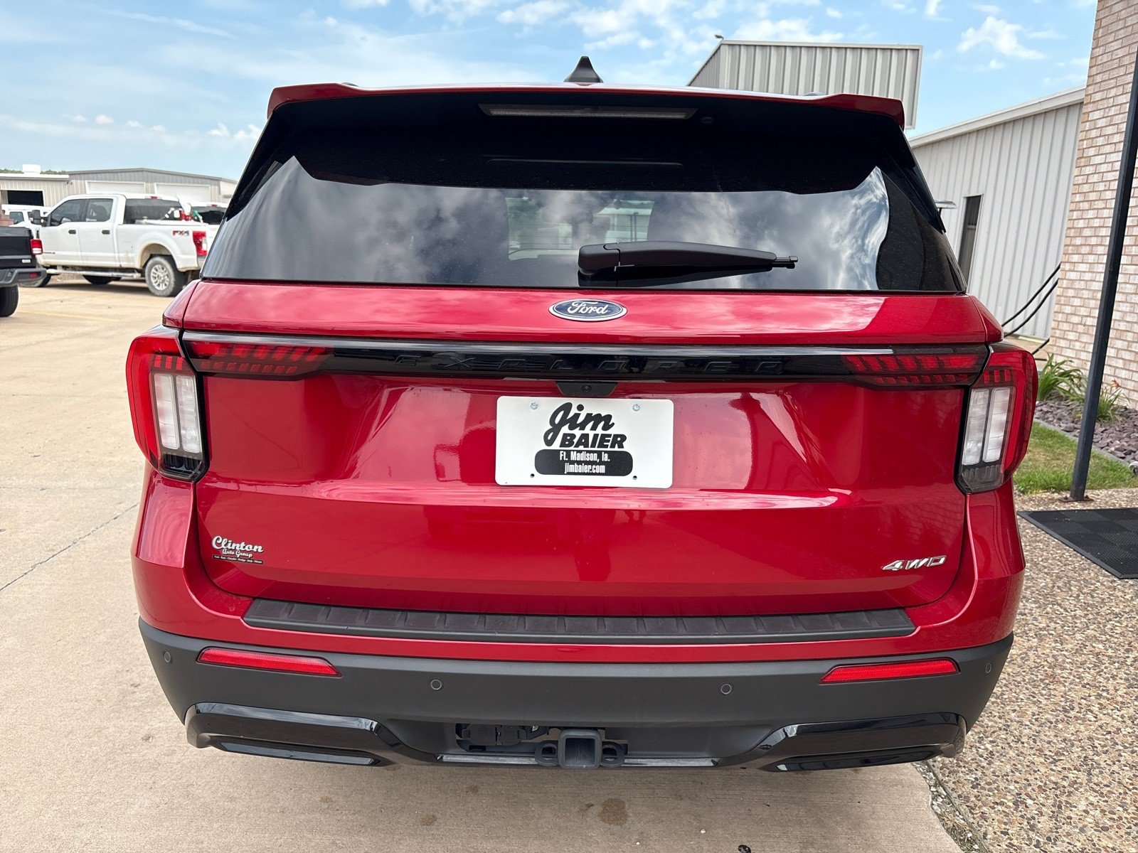 Certified 2025 Ford Explorer ST-Line w/ Premium Package AWD/4WD image 11