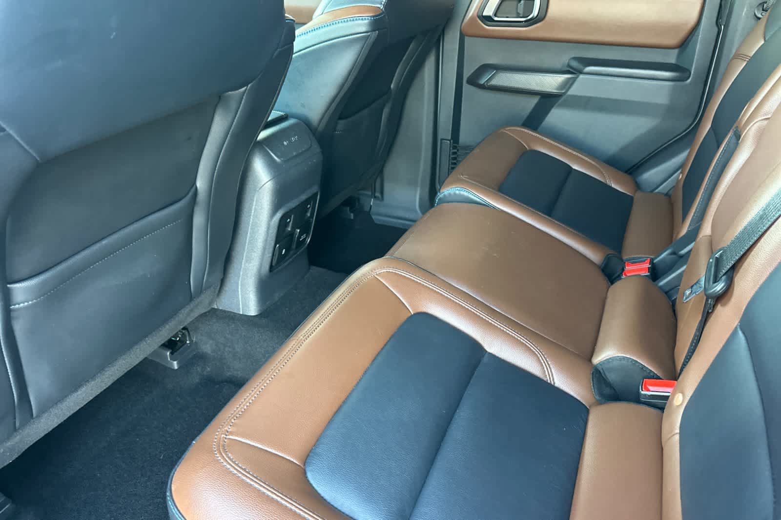 Certified 2024 Ford Bronco Outer Banks AWD/4WD image 4