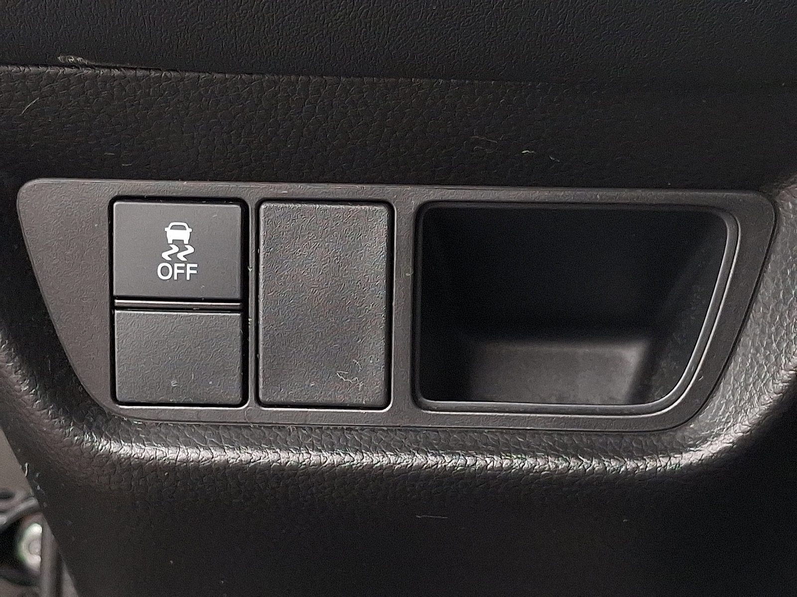 Used 2025 Honda HR-V Sport image 25