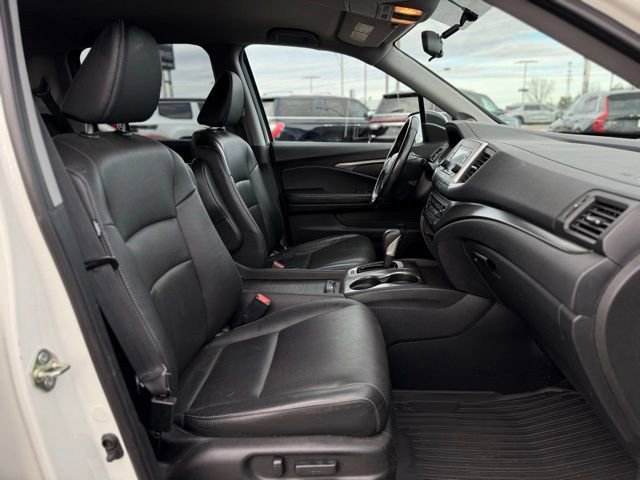 Used 2017 Honda Ridgeline RTL image 32