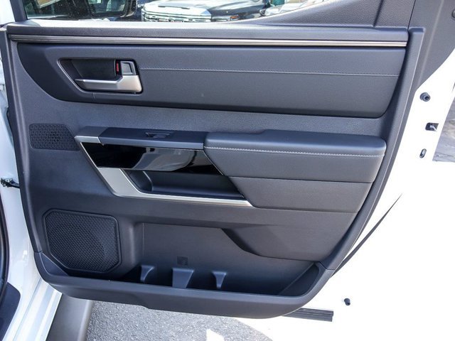 Used 2026 Toyota Tundra Limited AWD/4WD image 34