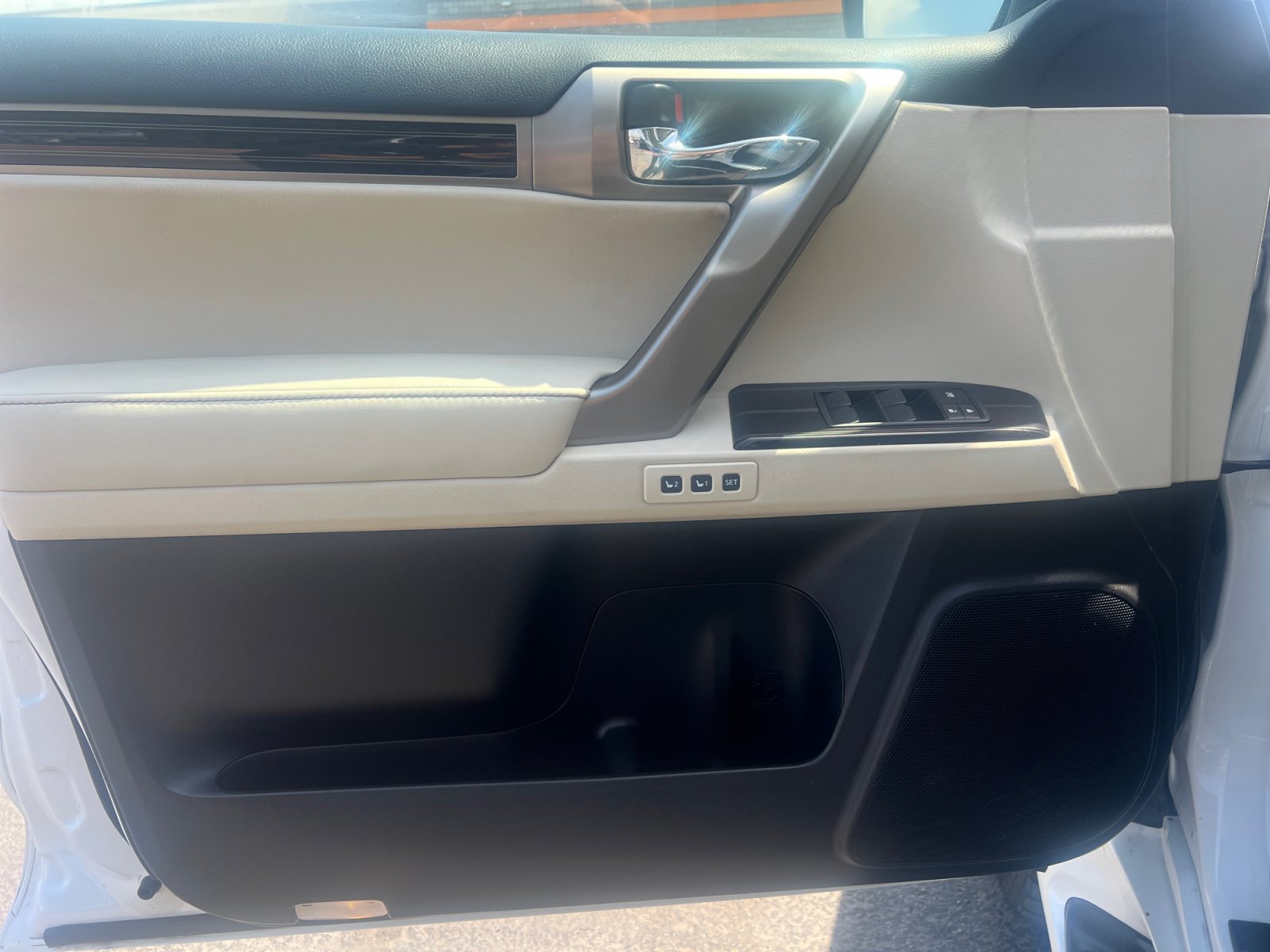Used 2020 Lexus GX 460 Luxury w/ Luxury Sport Package AWD/4WD image 10