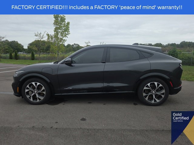 Certified 2022 Ford Mustang Mach-E Premium AWD/4WD image 17