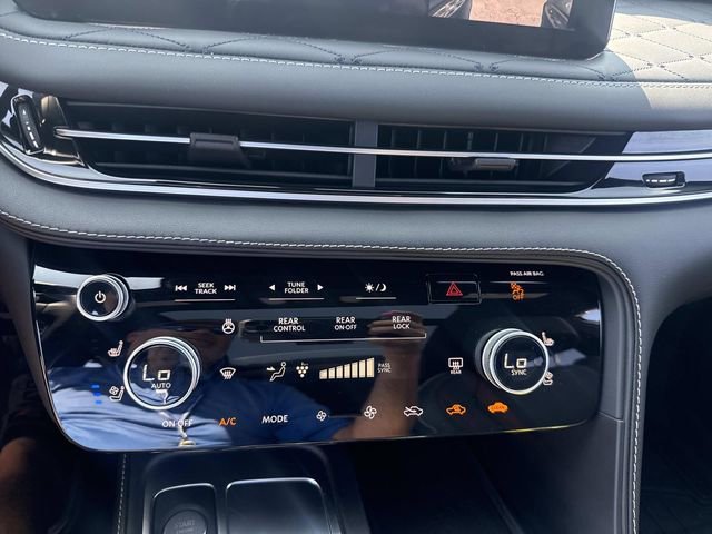 Used 2023 INFINITI QX60 Autograph image 25