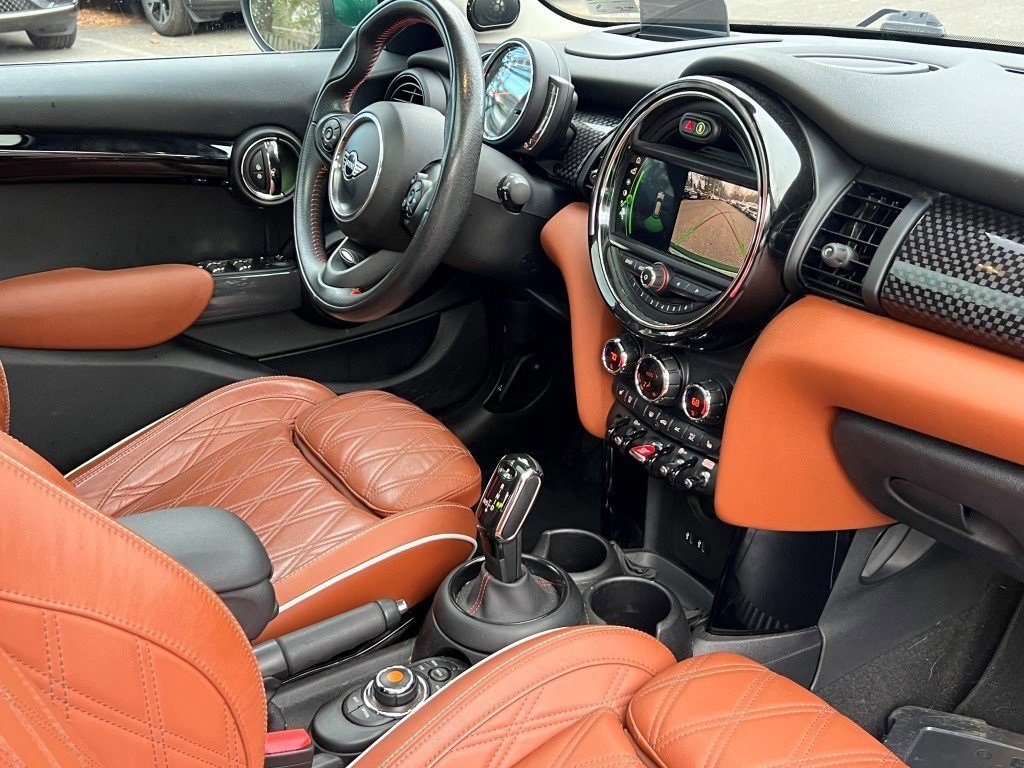 Used 2020 MINI Cooper S image 11