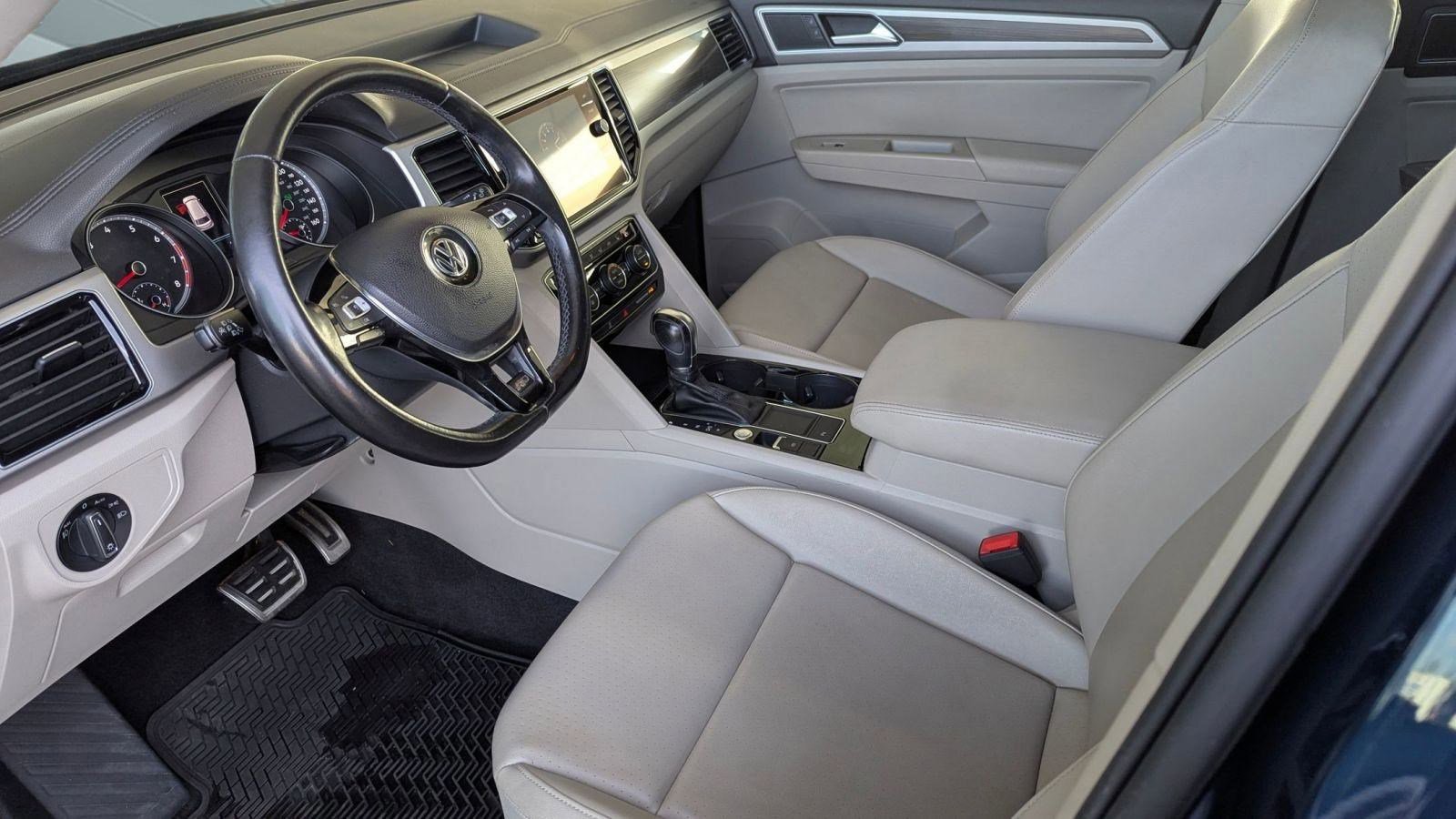 Used 2018 Volkswagen Atlas SEL w/ R-Line Package image 10