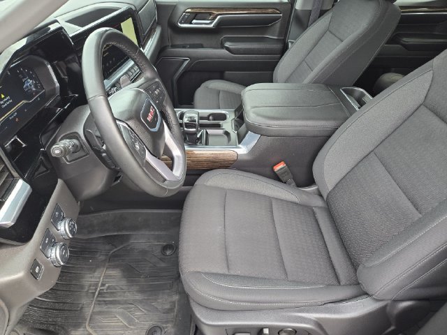 Used 2024 GMC Sierra 1500 Elevation w/ LPO, Elevation Black Package AWD/4WD image 12