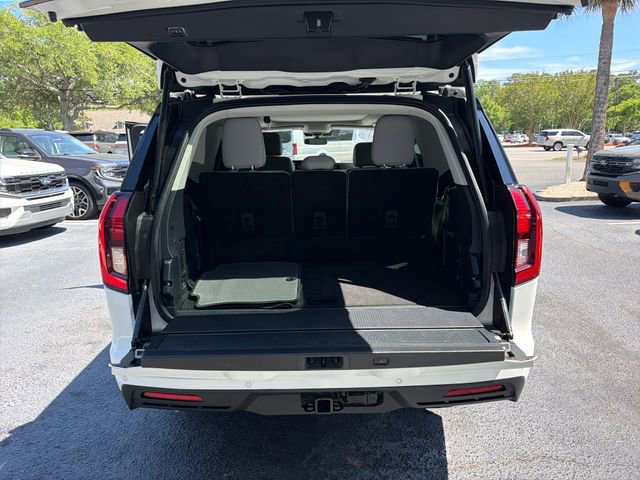Certified 2025 Ford Expedition Active RWD image 10