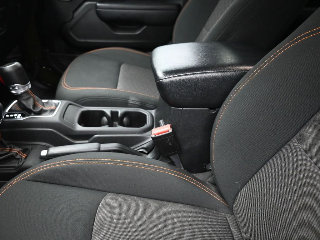 Used 2022 Jeep Gladiator Mojave w/ Cold Weather Group image 22