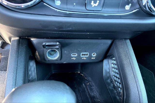 Used 2023 Chevrolet TrailBlazer ACTIV w/ Convenience Package AWD/4WD image 32