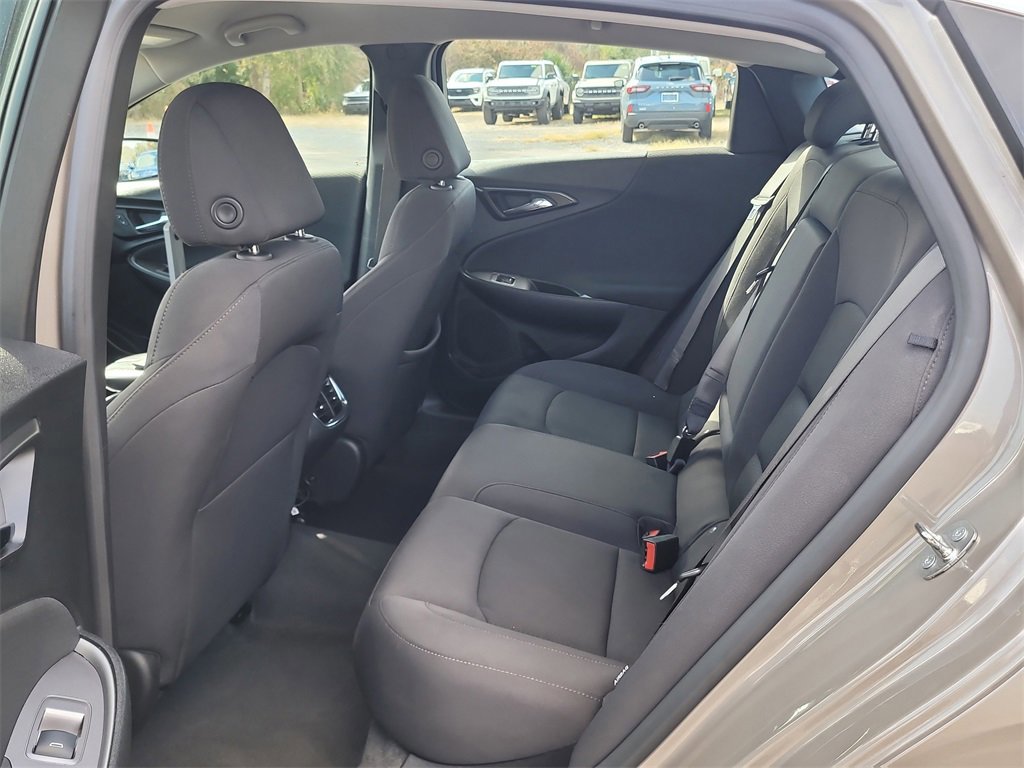 Used 2024 Chevrolet Malibu LT image 10