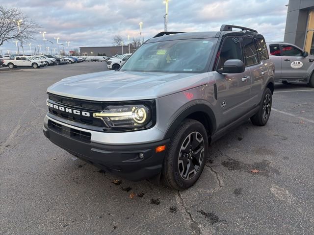 Certified 2023 Ford Bronco Sport Outer Banks w/ Tech Package image 2