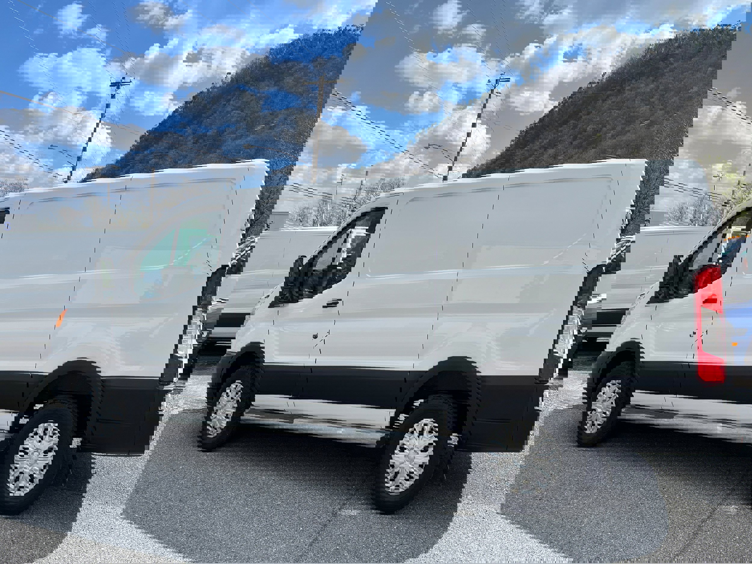 Certified 2019 Ford Transit 250 130 Low Roof w/ Exterior Upgrade Package image 3