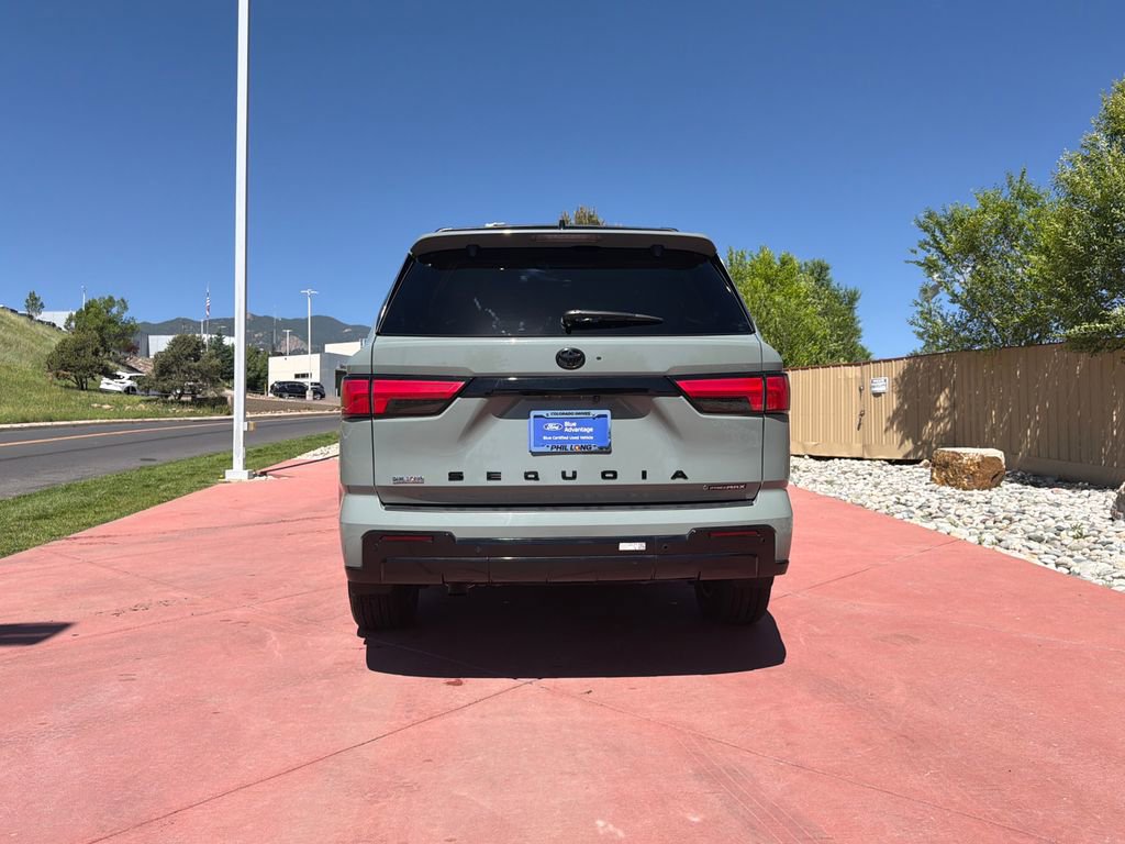 Used 2026 Toyota Sequoia Platinum AWD/4WD image 7