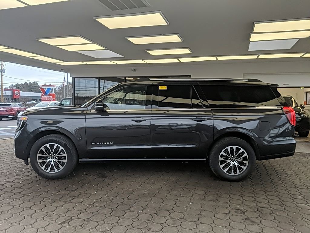 Certified 2025 Ford Expedition Max Platinum image 6