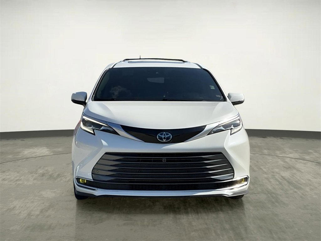 Used 2021 Toyota Sienna Platinum image 15