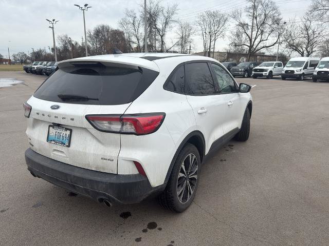 Certified 2022 Ford Escape SE w/ SE Sport Appearance Package image 5