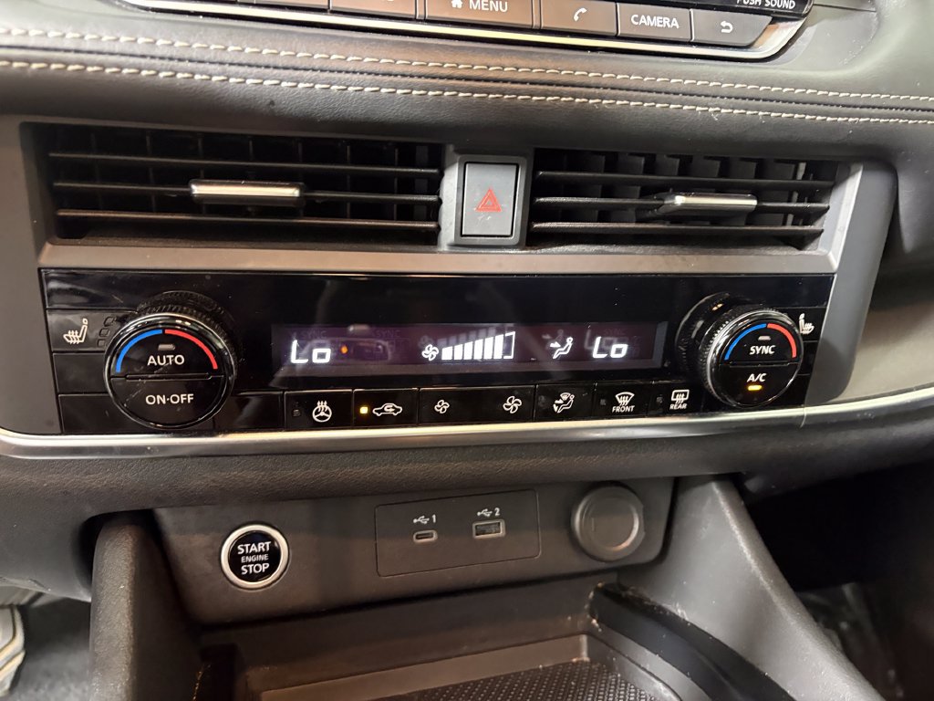 Used 2023 Nissan Rogue SV w/ SV Premium B Package FWD image 19