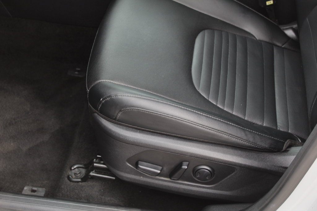 Used 2023 Kia Sportage SX FWD image 31
