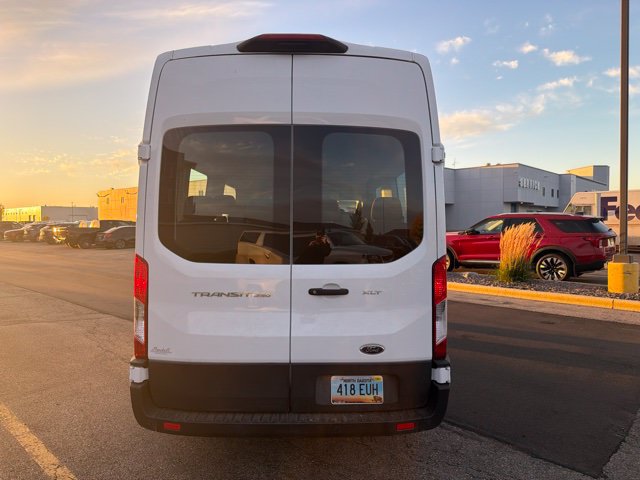 Certified 2022 Ford Transit 350 XLT RWD image 4