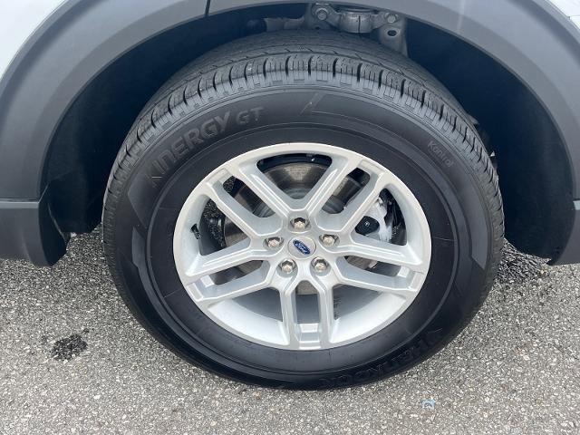 Certified 2025 Ford Explorer Active image 21