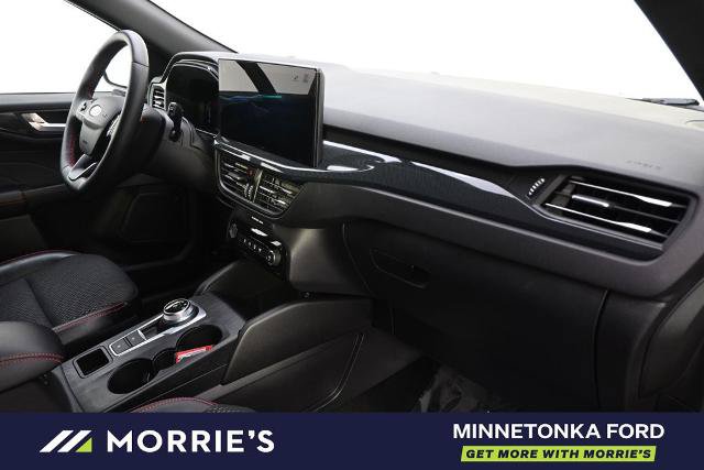 Certified 2024 Ford Escape ST-Line w/ Tech Pack #1 AWD/4WD image 15