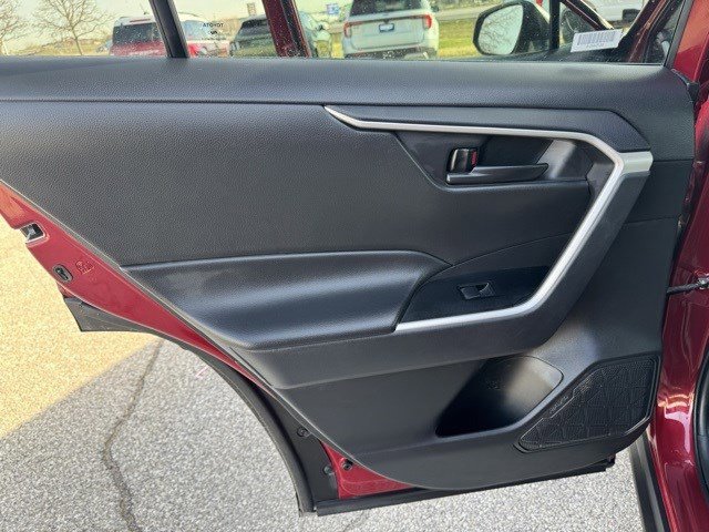 Used 2024 Toyota RAV4 LE image 22
