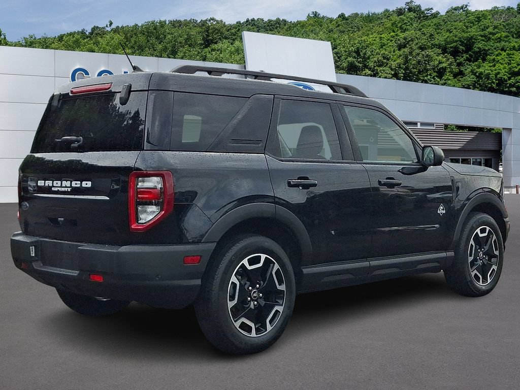Certified 2023 Ford Bronco Sport Outer Banks AWD/4WD image 6