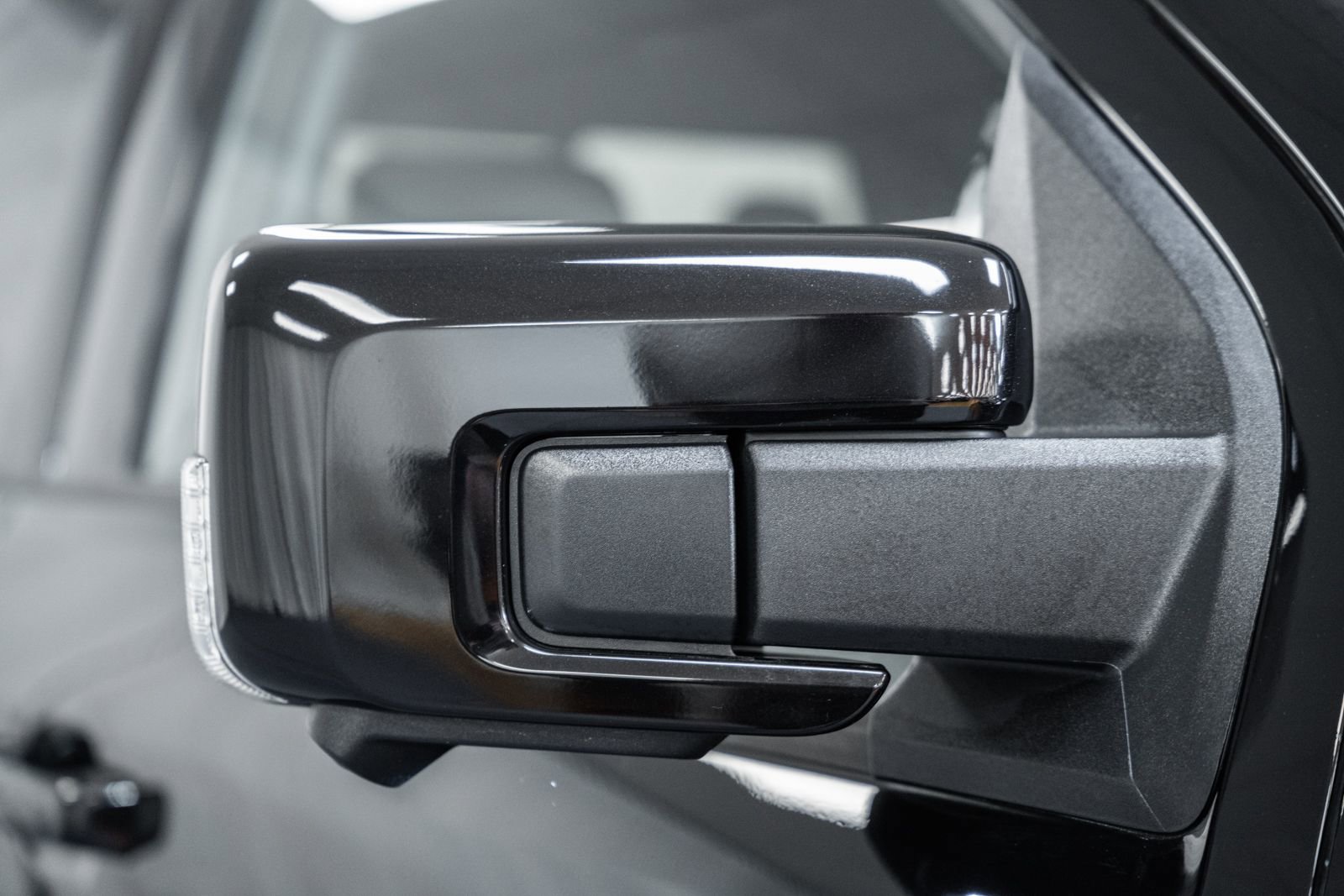 Certified 2025 Ford F150 Lariat w/ Equipment Group 502A High image 14