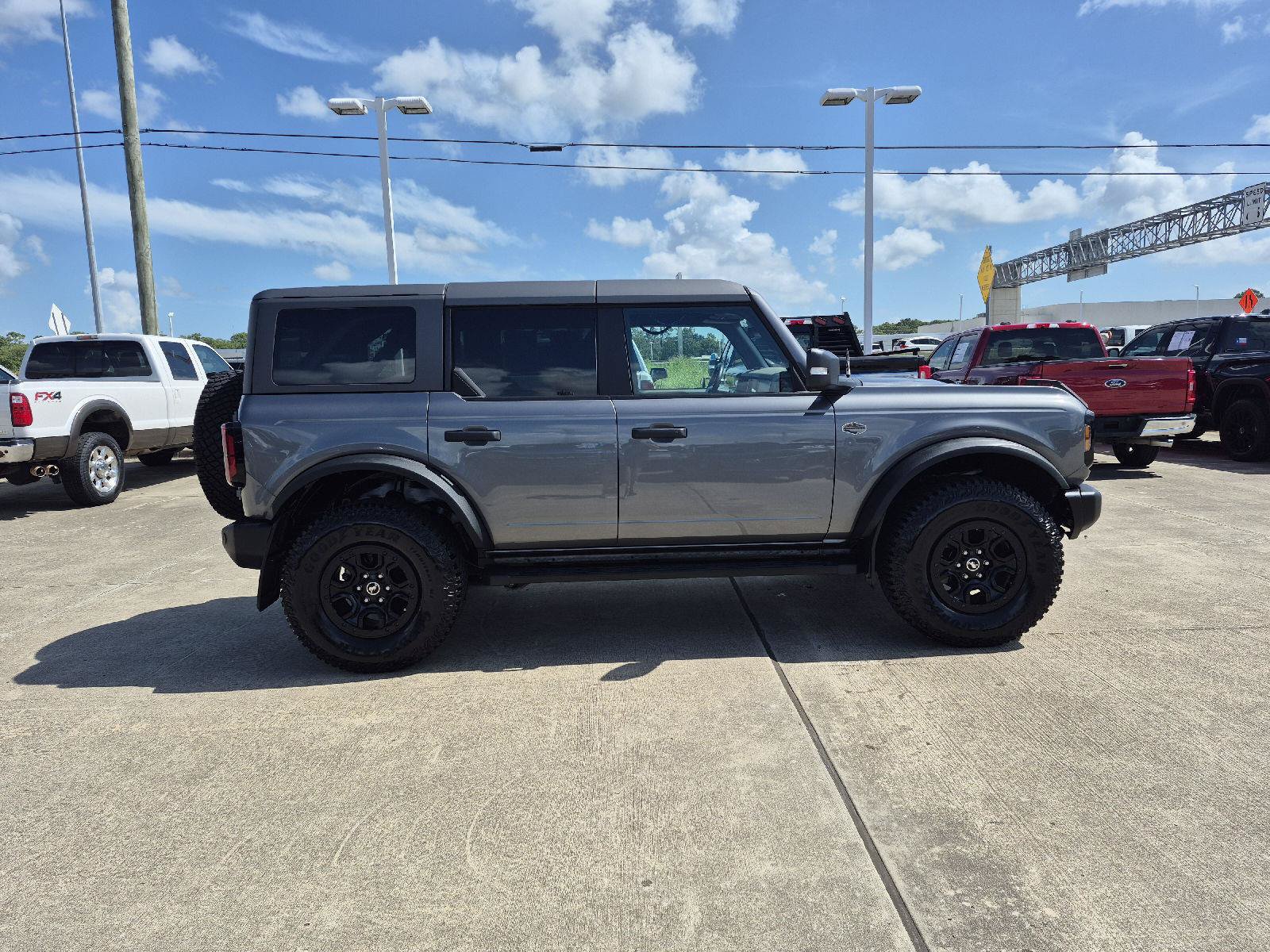 Certified 2023 Ford Bronco Wildtrak AWD/4WD image 15