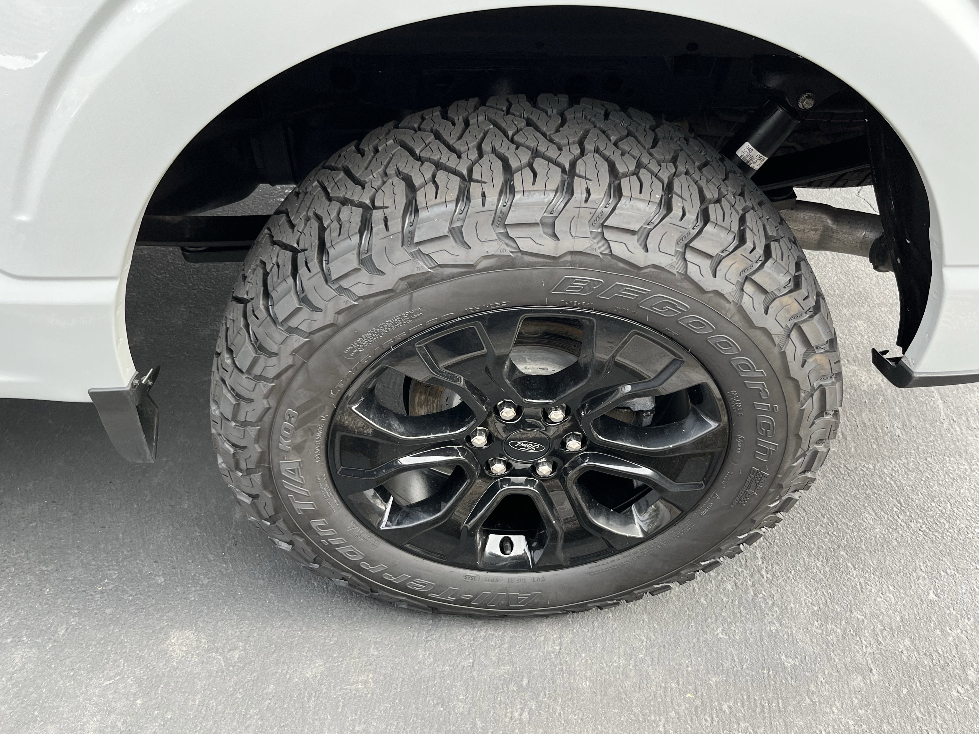 Certified 2023 Ford F150 XLT w/ Equipment Group 302A High image 20