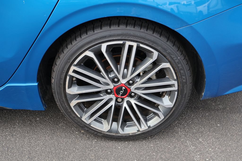 Used 2022 Kia Forte GT w/ GT Technology Package FWD image 19