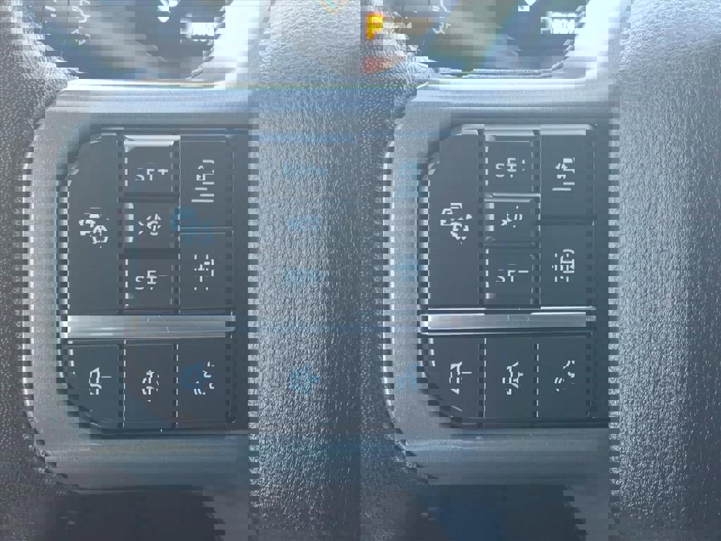 Certified 2023 Ford F150 Lariat w/ Equipment Group 502A High image 24