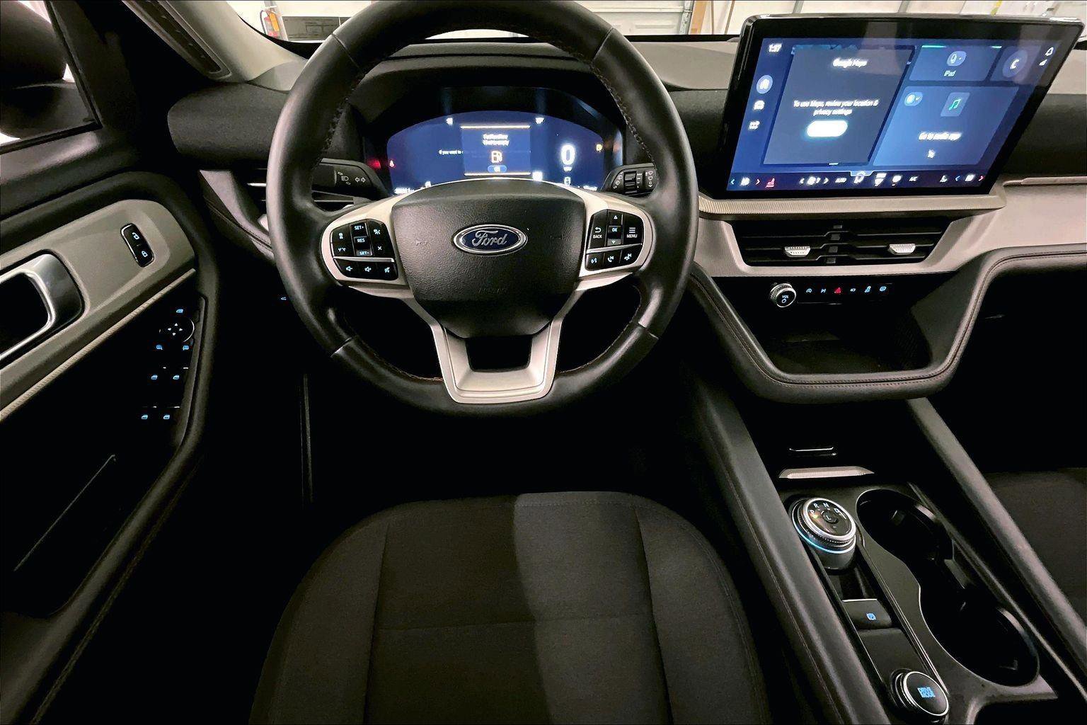 Certified 2025 Ford Explorer Active image 5