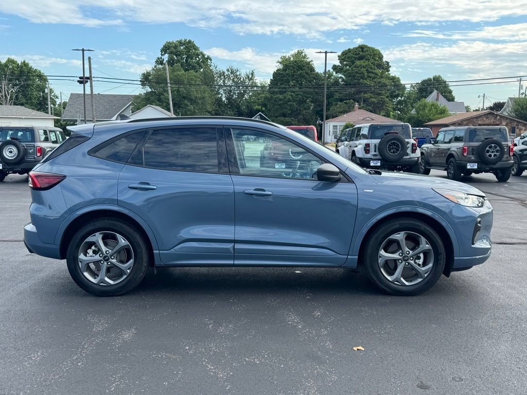 Certified 2024 Ford Escape ST-Line w/ Tech Pack #1 FWD image 21