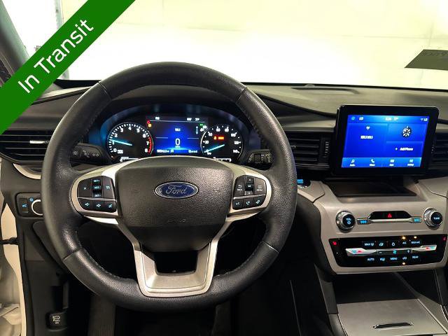 Certified 2023 Ford Explorer XLT RWD image 5