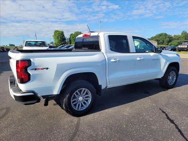 Used 2025 Chevrolet Colorado LT AWD/4WD image 6