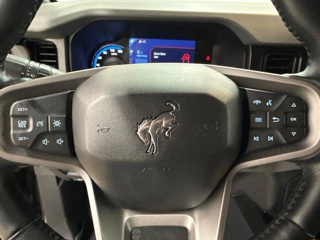 Certified 2022 Ford Bronco Black Diamond w/ Sasquatch Package AWD/4WD image 19