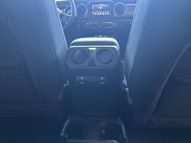 Used 2023 Jeep Gladiator Sport AWD/4WD image 23