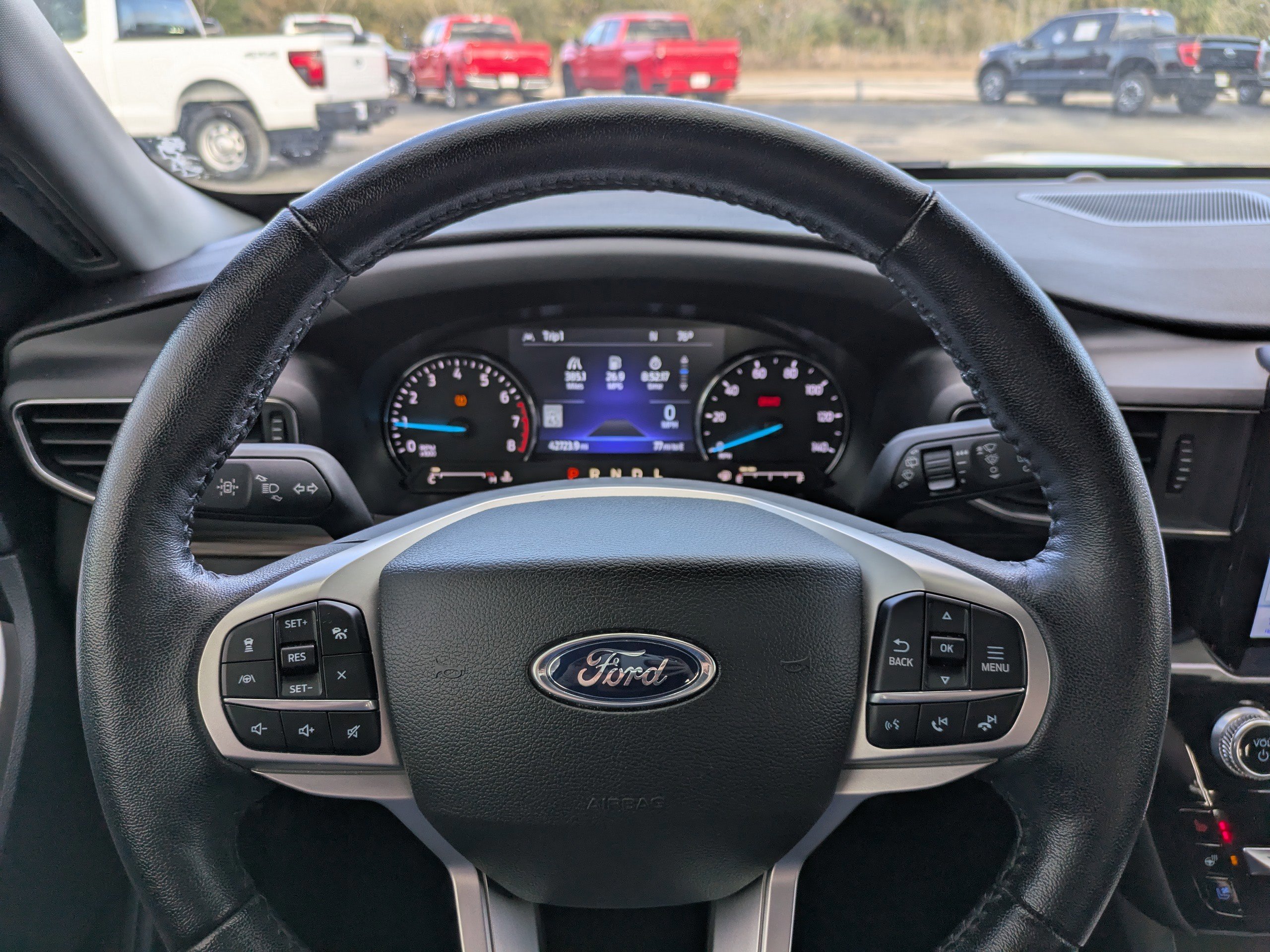 Certified 2022 Ford Explorer Limited w/ Limited Technology Package image 24