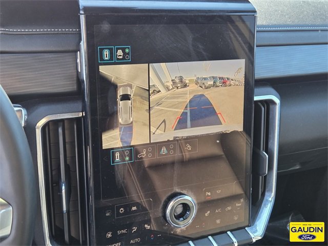 Used 2024 GMC Acadia Elevation image 22