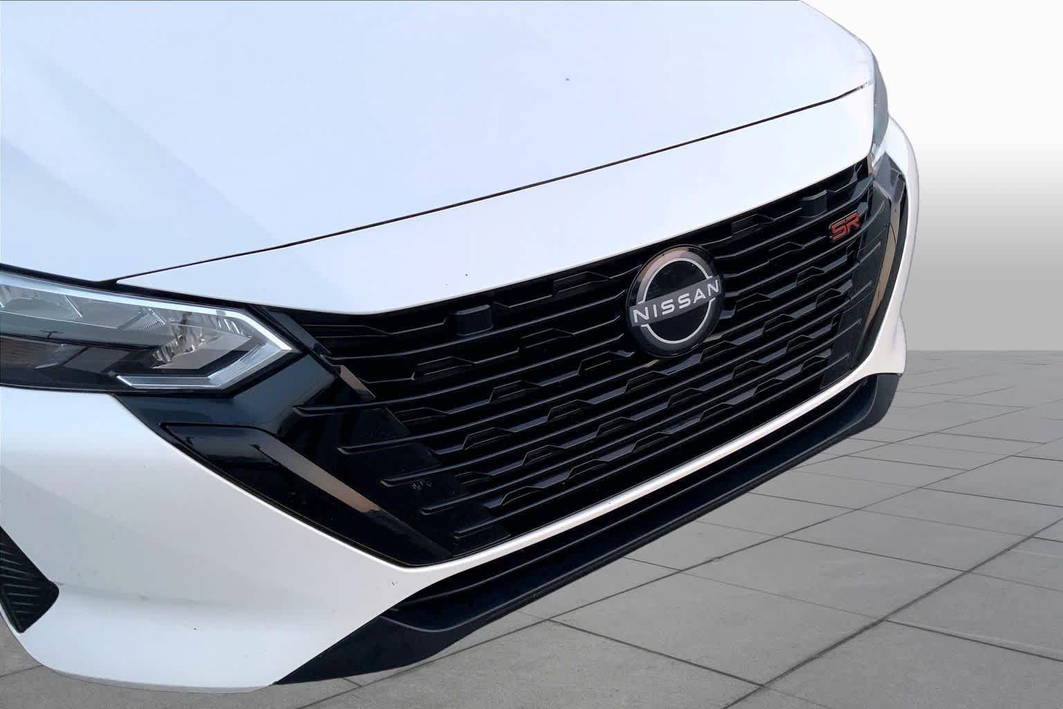 Used 2025 Nissan Sentra SR w/ Midnight Edition FWD image 28