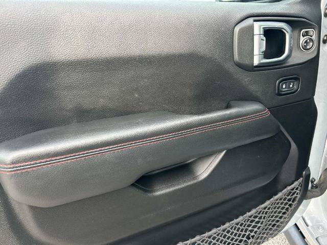 Used 2023 Jeep Wrangler Unlimited Rubicon AWD/4WD image 22