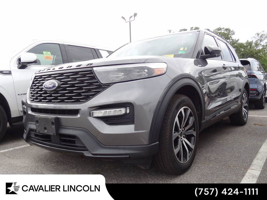Certified 2022 Ford Explorer ST-Line w/ Class IV Trailer Tow Package AWD/4WD image 3