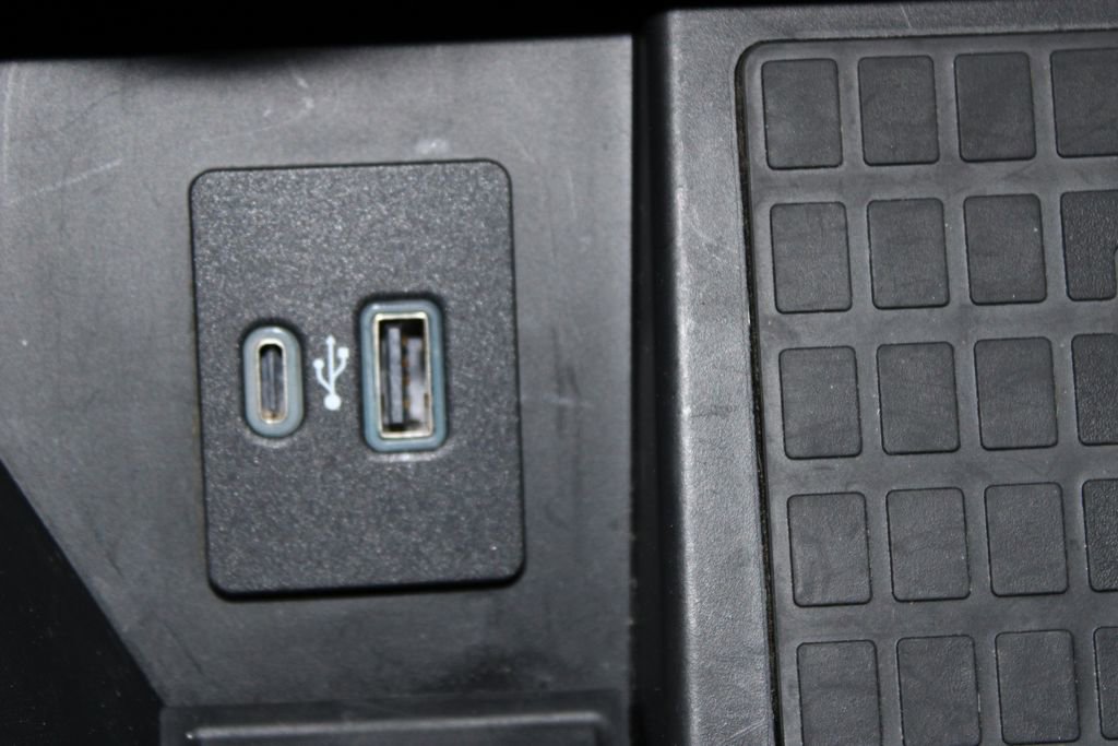 Certified 2022 Ford F150 King Ranch w/ Equipment Group 601A High image 48