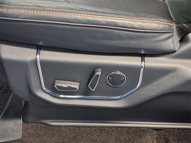 Certified 2022 Ford Expedition Platinum image 13